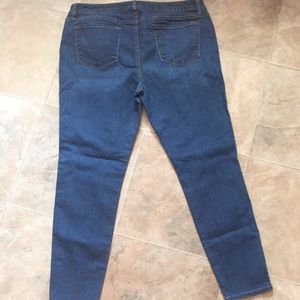 APT. 9 ankle jeans 16